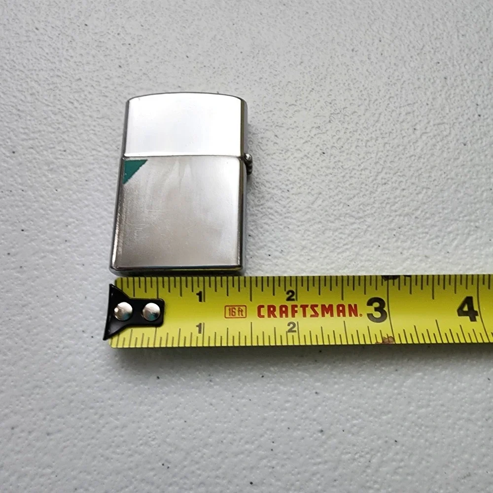 Vintage CONTINETAL LIGHTER Made In JAPAN. USED. UNSURE WORKING CONDTION.